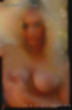 I'm a virgin in Deland Florida, Who wants to take pussy it?