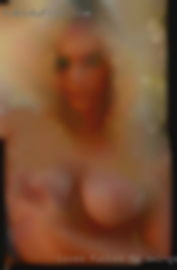 Loves fucked to swinger play and enjoys life.